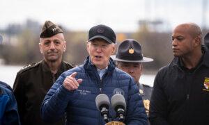 Biden Surveys Collapsed Baltimore Bridge, Urges Congress to Act